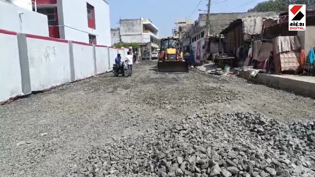 Anand News: Umreth Municipality Issues Notice Over CC Road Irregularities