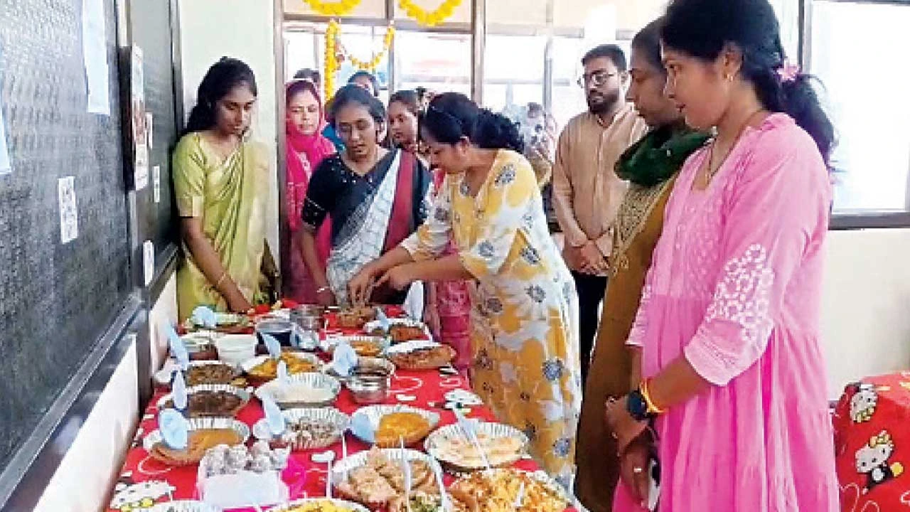 Bharuch : પાલેજ સામૂહિક આરોગ્ય કેન્દ્ર ખાતે રાષ્ટ્રીય પોષણ માસની ઉજવણી