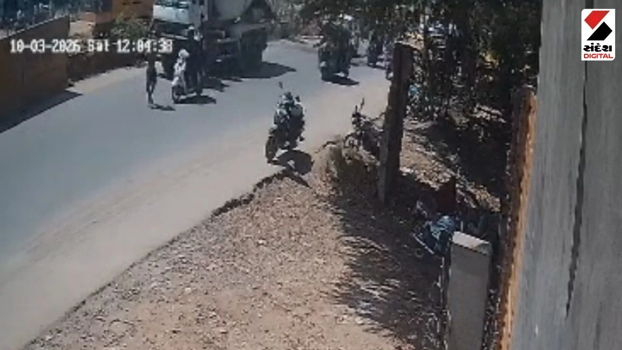 Ahmedabad News: Youth Killed in Horrific Dumper Accident in Juhapura; Captured on CCTV