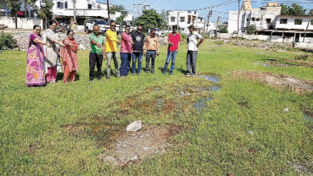 ડભોઇ: ટાઉનહોલ નિર્માણથી જગન્નાથ પાર્કમાં ગંદા પાણીની સમસ્યા, રહીશો ત્રસ્ત