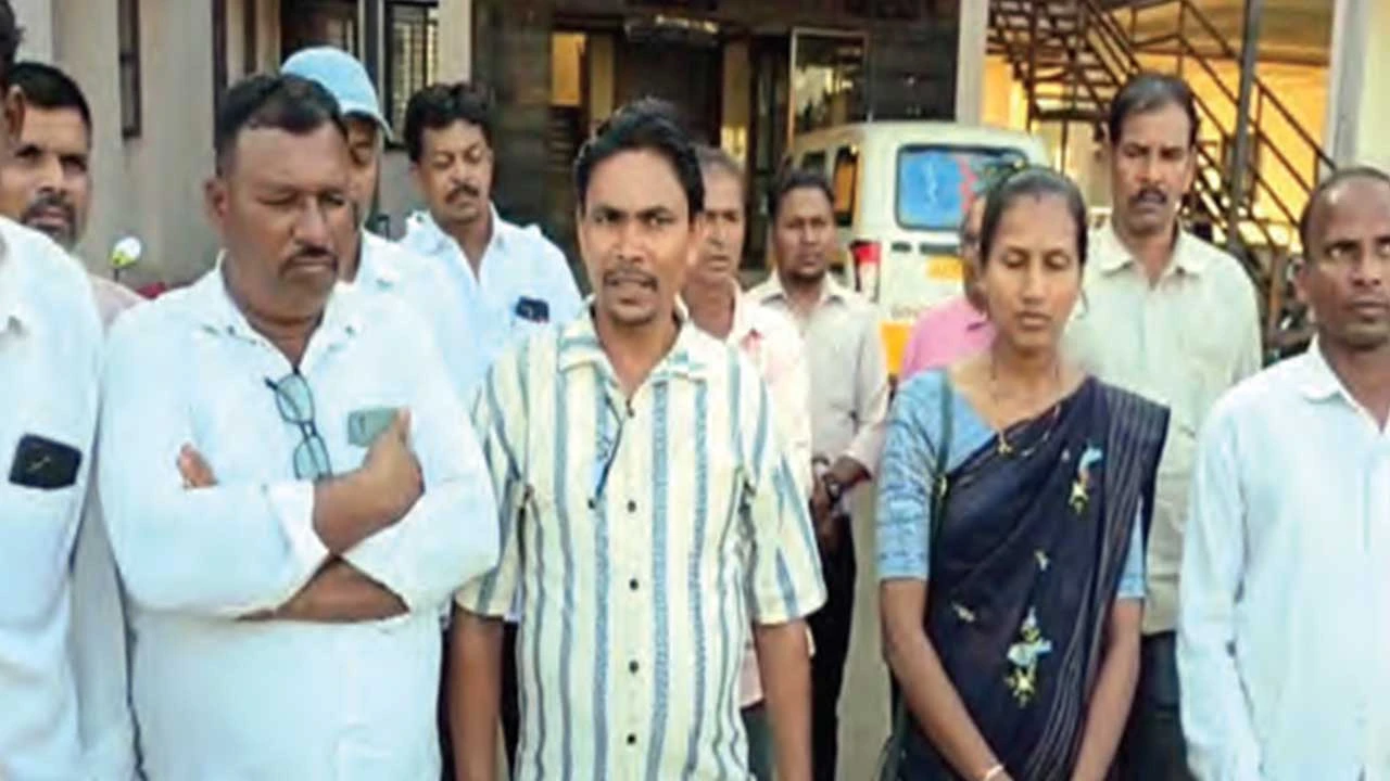 વલસાડ: કપરાડા સામૂહિક આરોગ્ય કેન્દ્રમાં તબીબો અને નર્સિંગ સ્ટાફની અછત, દર્દીઓની મુશ્કેલી