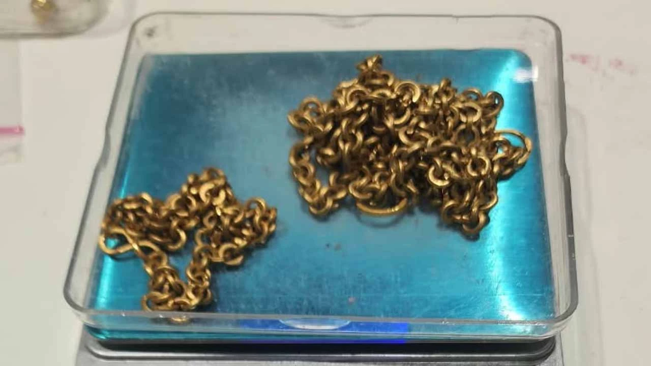 Ahmedabad-A case of gold smuggling at the airport