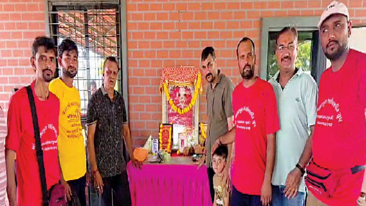 ભરૂચ: મુંબઈથી નીકળેલી સાઇકલ યાત્રાનું અંકલેશ્વર કચ્છી ભાનુશાલી સમાજ દ્વારા ભવ્ય સ્વાગત.