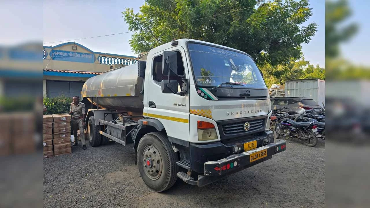 Surendranagar: Police crackdown on Viramgam-Malvan highway