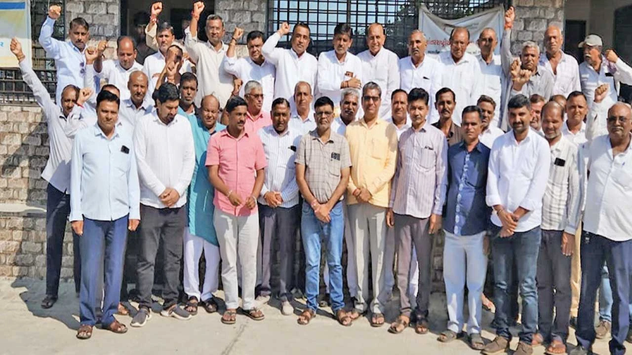 પાટડી APMC ચૂંટણી: ખેડૂત વિભાગની 10 બેઠકો માટે 17 ઉમેદવારો વચ્ચે જંગ, વેપારી પેનલ બીનહરીફ