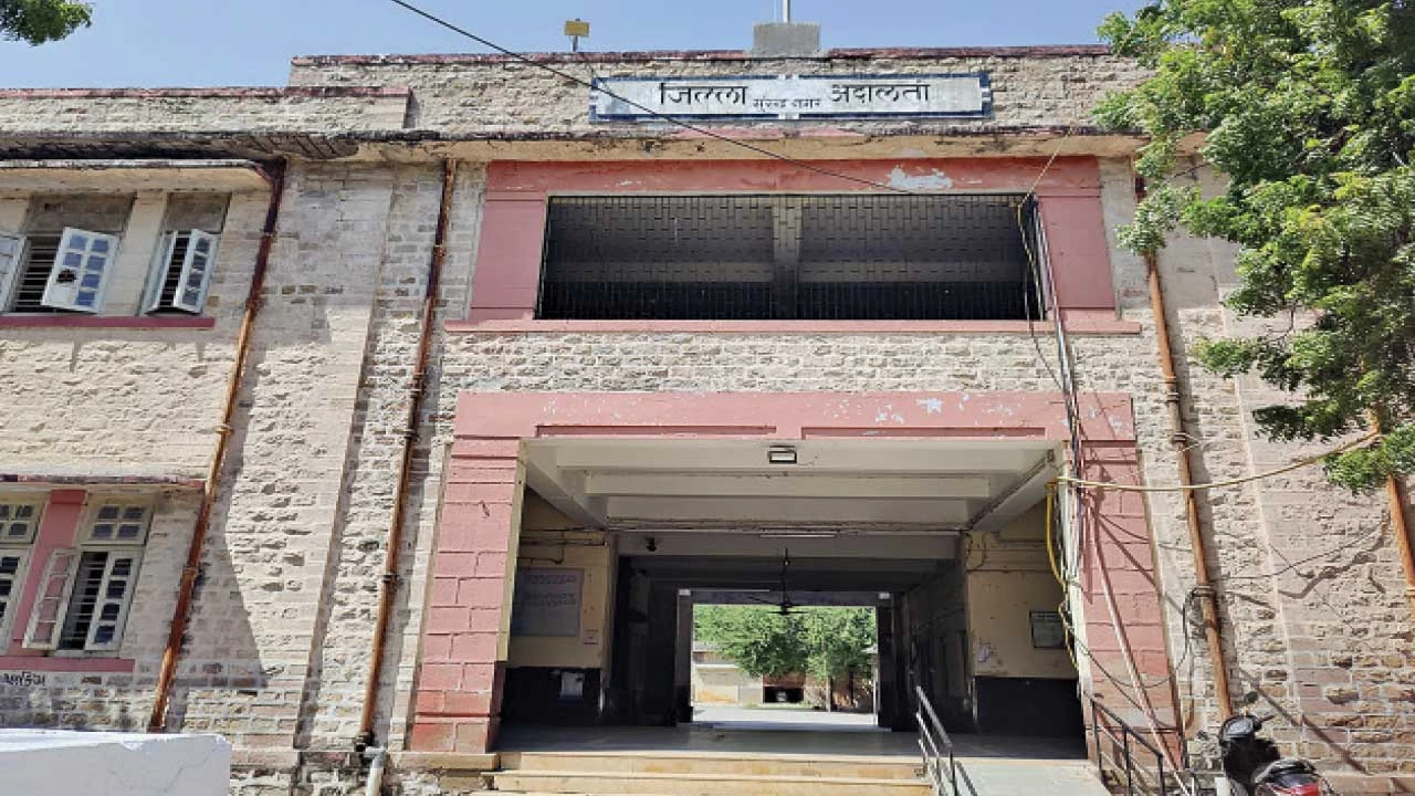 સુરેન્દ્રનગર જિલ્લા કોર્ટની નવી ઈમારત હાલના સ્થળે જ બનશે, સ્થળ ફેરફાર નહીં