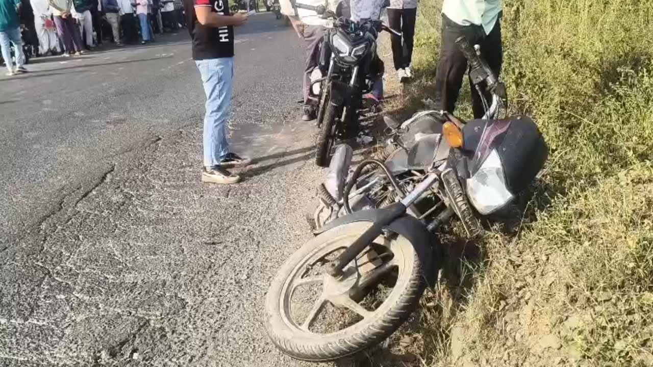 Accident occurred on Modasa-Lunawada highway