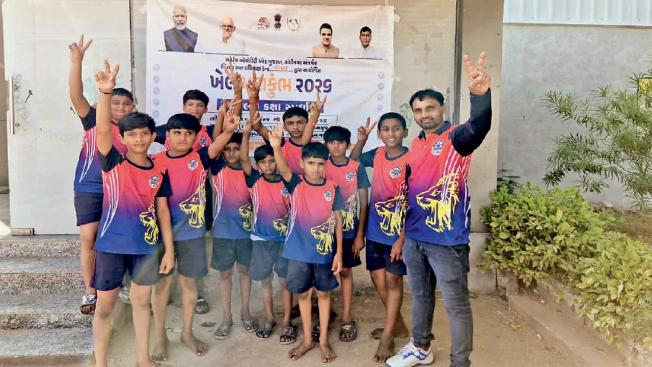 Surendranagar : ઝીંઝુવાડાની પ્રાથમિક શાળાનાં બાળકો જિલ્લાકક્ષાના ખેલ મહાકુંભમાં ઝળક્યા