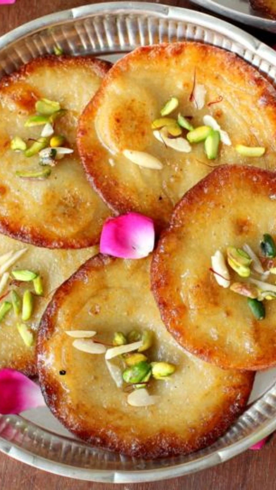 Why Gujaratis Eat Fafda Jalebi on Dussehra