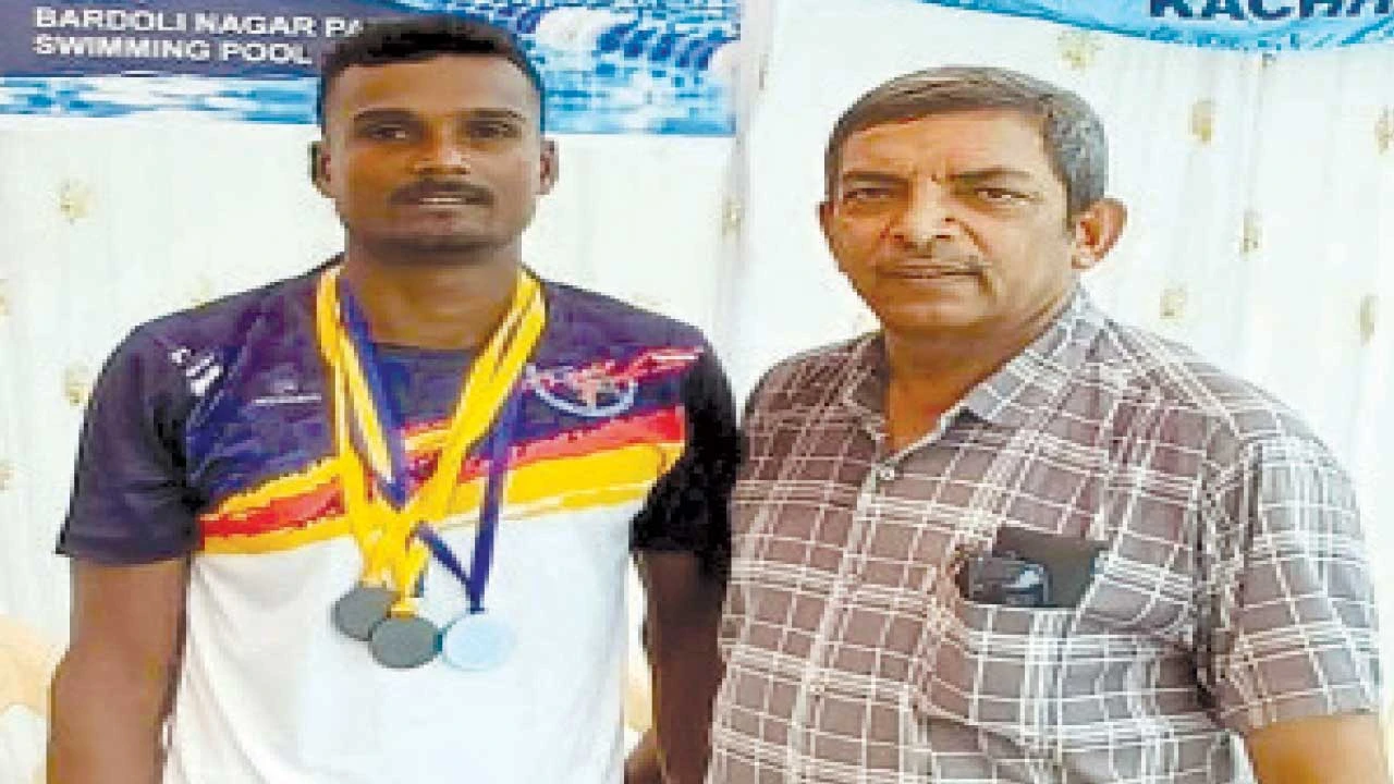 Bardoali : ના વિદ્યાર્થી વિશાલ પટેલની વીર નર્મદ યુનિવર્સિટીની સ્વિમિંગ-વોટર પોલો ટીમમાં પસંદગી
