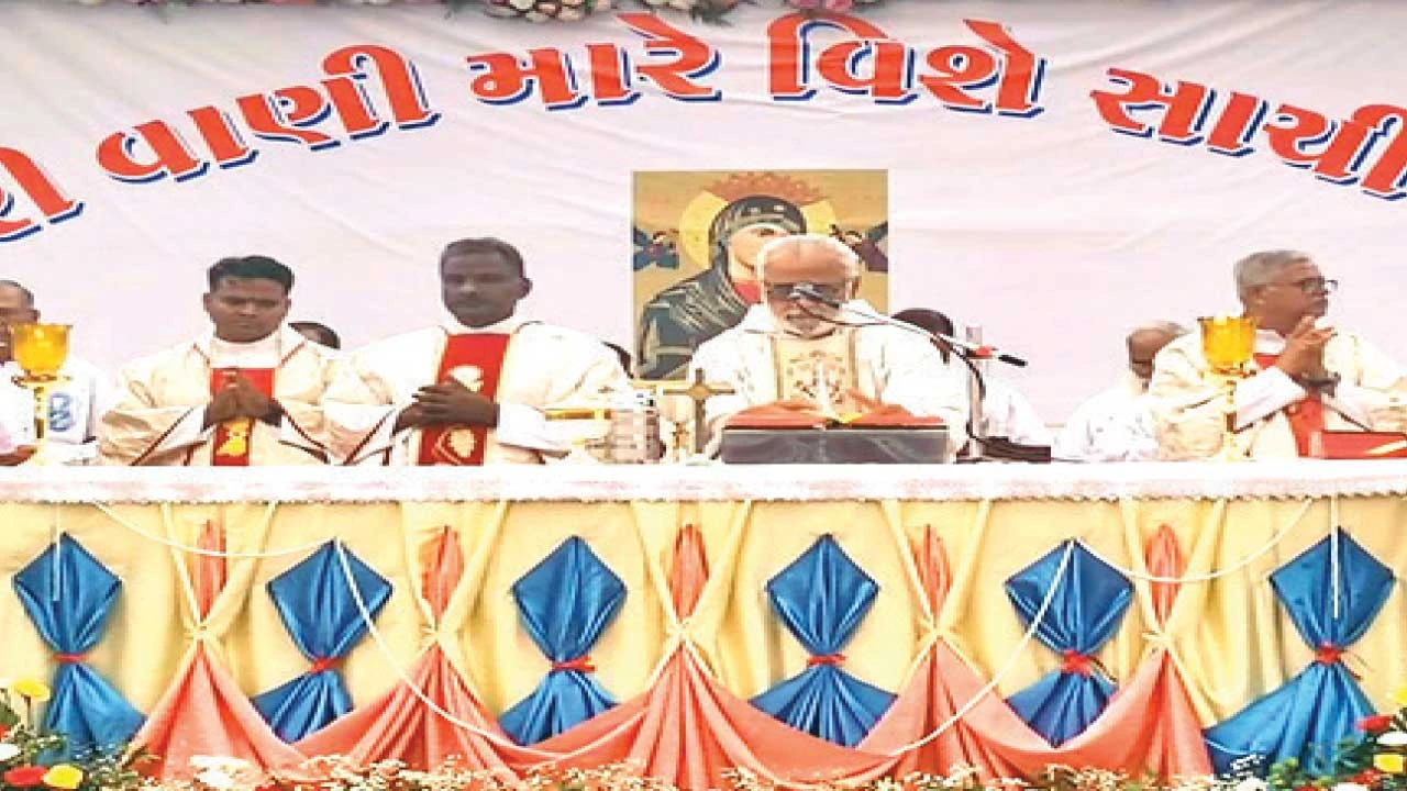 Vallabh vidyanagar : નિત્ય સહાયક માતા મરિયમ દેવાલય ખાતે ભક્તિમેળો