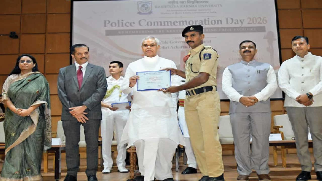 Dahegam : શહીદ પોલીસકર્મી અને સુરક્ષાબળોનું બલીદાન રાષ્ટ્રની અખંડીતતાનો પાયો છે : રાજ્યપાલ