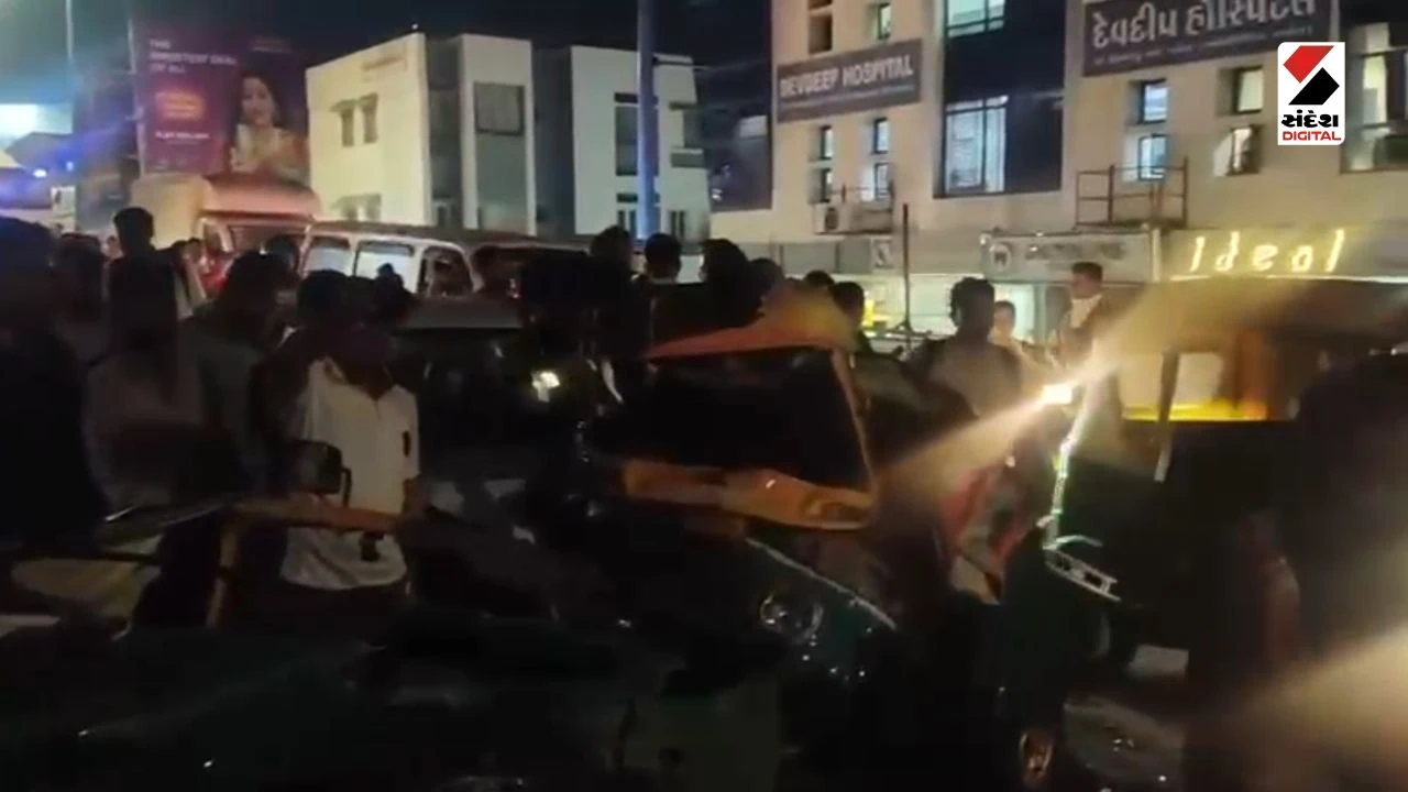 Vadodara News: Luxury Car Hits 5 Vehicles on Gotri-Harinagar Bridge, 1 Dead in Road accident